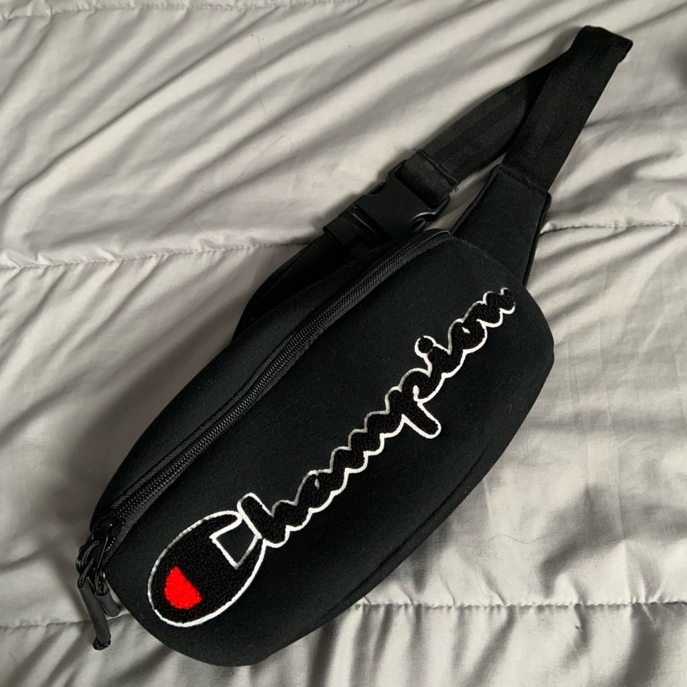 CHAMPION FANNY PACK